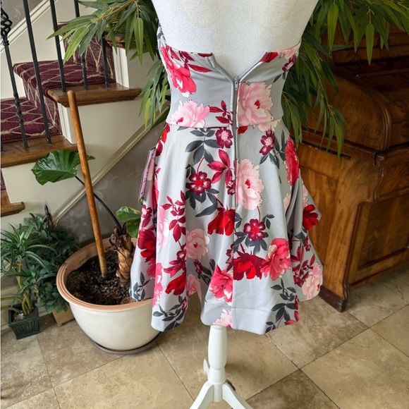 B Darlin NWT strapless dress floral size 9/10 - Picture 7 of 11
